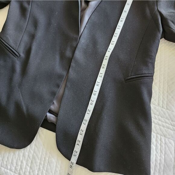 Harlowe and Graham new with tags fan sleeve blazer - Picture 10 of 13